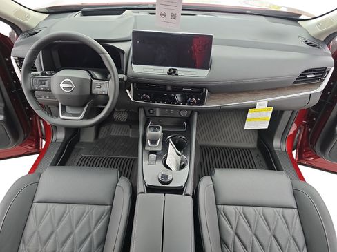 New 2026 Nissan Rogue Platinum w/ Platinum Premium Package image 9