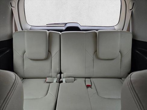 Used 2023 Nissan Armada Platinum w/ Captain's Chairs Package RWD image 21