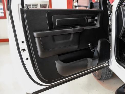 Used 2022 RAM 3500 Tradesman RWD image 36