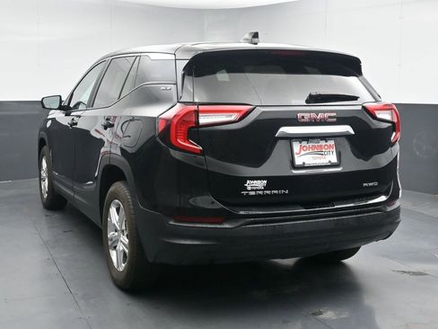 Used 2024 GMC Terrain SLE AWD/4WD image 6
