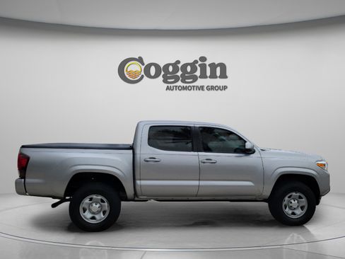 Used 2021 Toyota Tacoma SR w/ SR Convenience Package RWD image 4