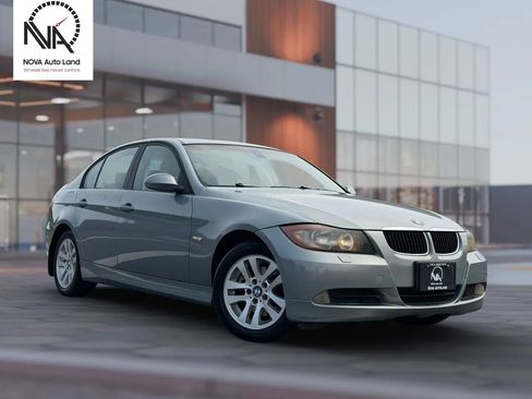 Used 2007 BMW 328xi Sedan image 4