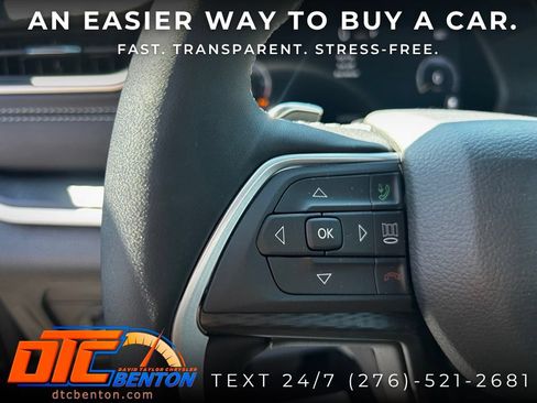 Used 2025 Jeep Grand Cherokee L Laredo AWD/4WD image 17
