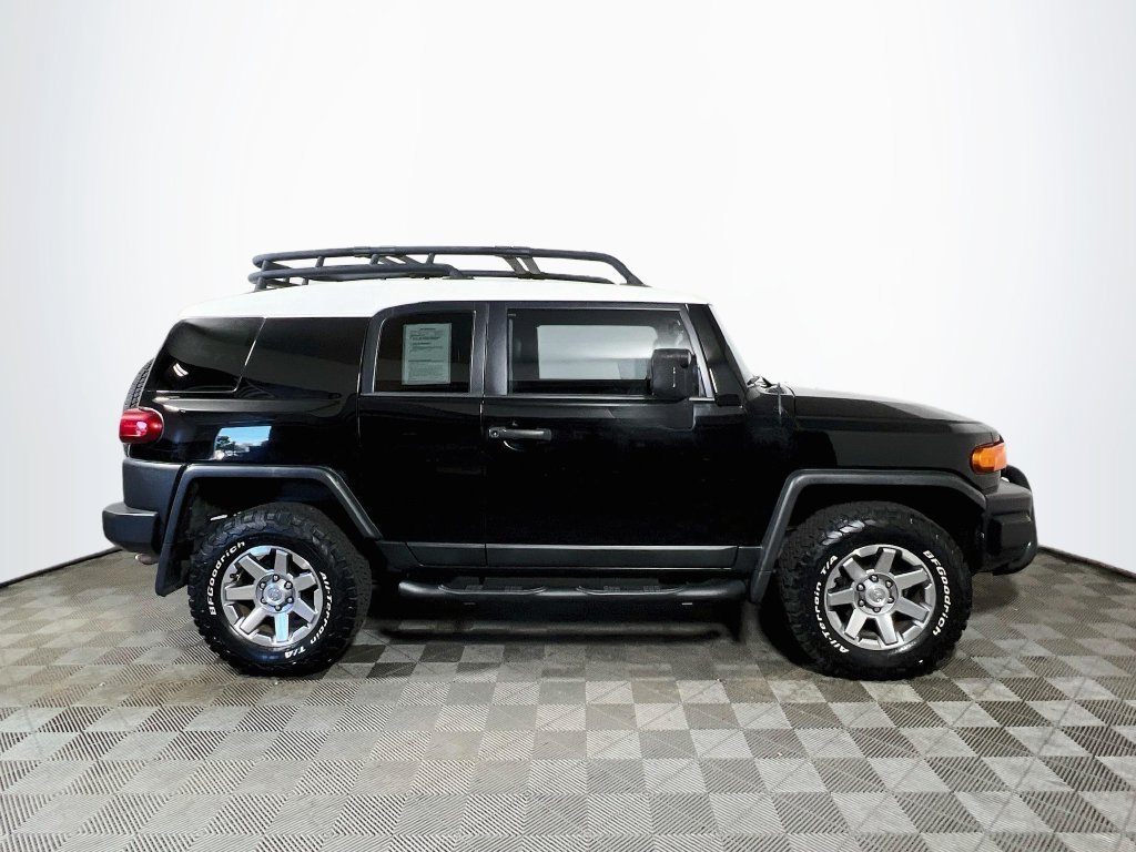 Used 2014 Toyota FJ Cruiser 4WD w/ Convenience Package image 8