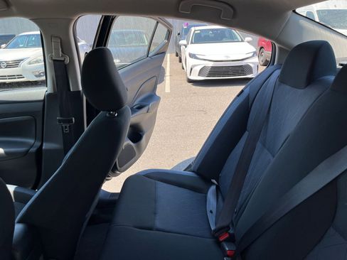 Used 2025 Nissan Versa SV FWD image 38