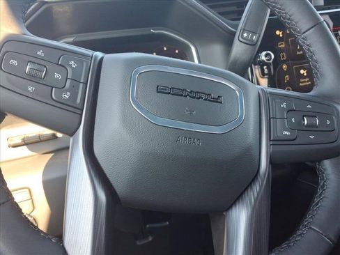 New 2026 GMC Sierra 2500 Denali Ultimate image 20