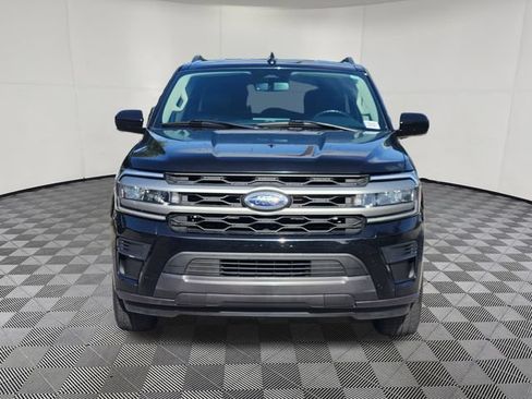Used 2024 Ford Expedition Max XLT RWD image 2