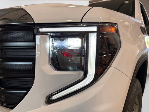 Used 2023 GMC Sierra 1500 Pro w/ Trailering Package AWD/4WD image 13