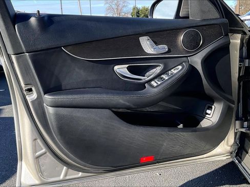 Used 2019 Mercedes-Benz C 300 Sedan image 26