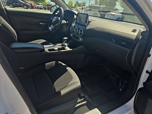 Used 2022 Nissan Sentra SV FWD image 27