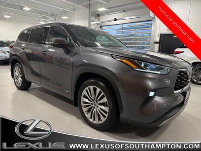 Used 2023 Toyota Highlander Platinum