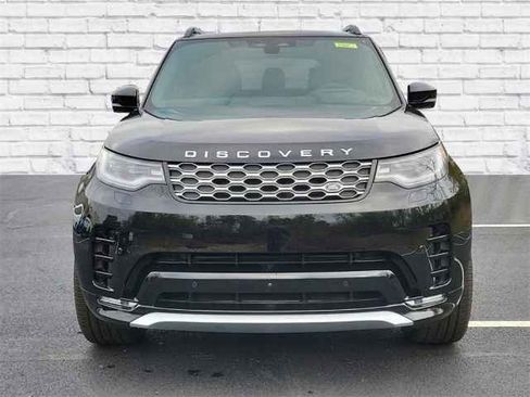 New 2025 Land Rover Discovery Metropolitan Edition AWD/4WD image 10