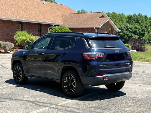 Used 2019 Jeep Compass Trailhawk AWD/4WD image 5