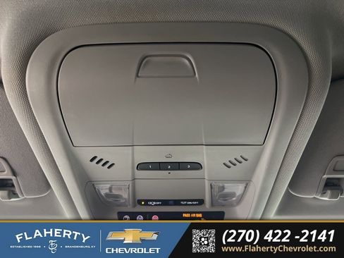Used 2020 Chevrolet Equinox LT w/ Driver Convenience Package image 34