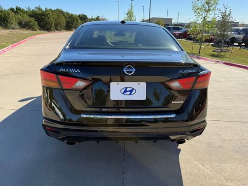Used 2019 Nissan Altima 2.0 Edition One image 6