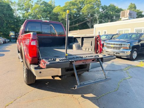 Used 2016 Ford F250 Lariat w/ Lariat Interior Package AWD/4WD image 8