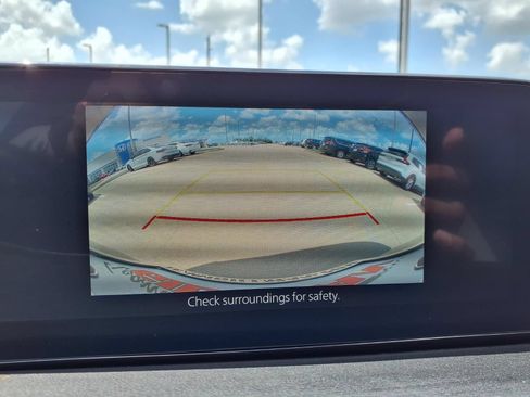 Used 2025 MAZDA MAZDA3 s FWD image 11