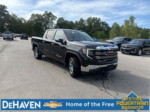 Used 2025 GMC Sierra 1500 SLT AWD/4WD image 8