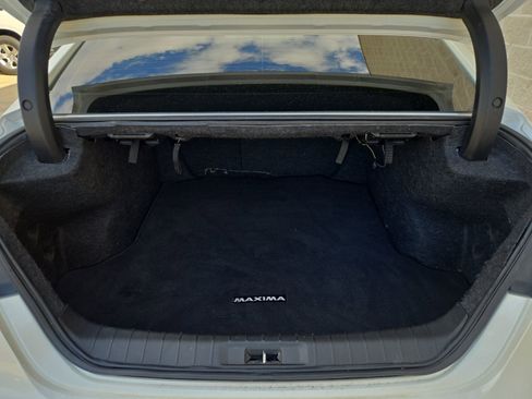 Used 2021 Nissan Maxima SR w/ Sport Mat Group FWD image 25