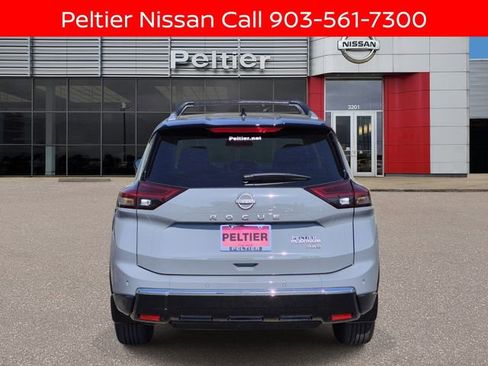 Certified 2026 Nissan Rogue Platinum w/ Platinum Premium Package AWD/4WD image 5