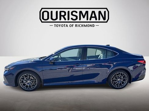 Used 2026 Toyota Camry XLE image 4