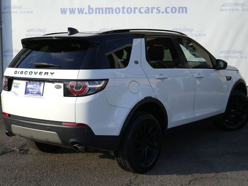 Used 2019 Land Rover Discovery Sport SE AWD/4WD image 3