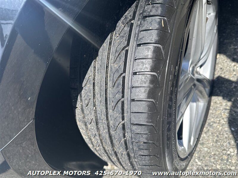 Used 2013 Volkswagen Passat TDI SEL Premium FWD image 30