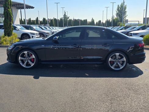 Used 2023 Audi A4 2.0T Premium Plus w/ Premium Plus Package AWD/4WD image 3