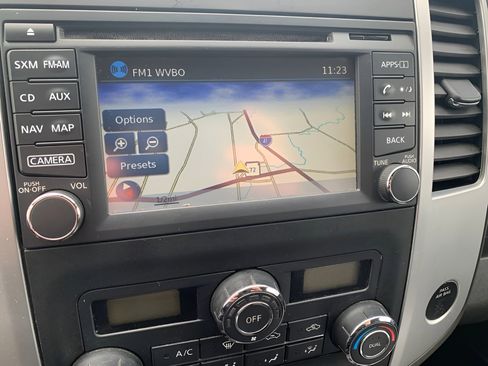 Used 2018 Nissan Frontier PRO-4X AWD/4WD image 13