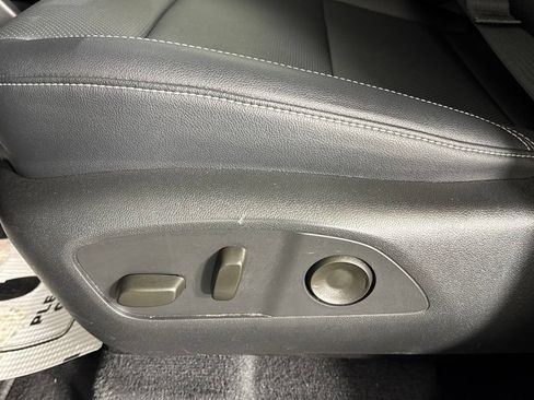 Certified 2026 Chevrolet Traverse LT AWD/4WD image 25