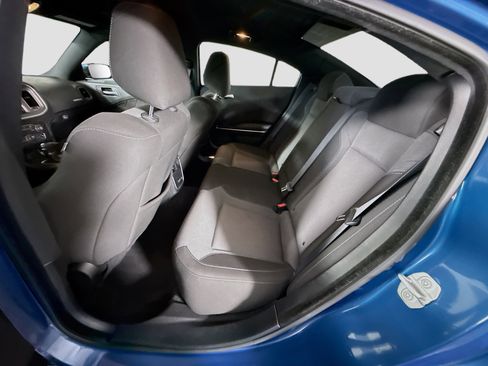 Used 2022 Dodge Charger SXT RWD image 25