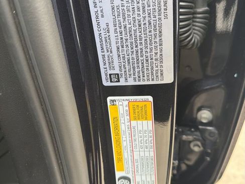 Used 2025 GMC Sierra 2500 SLT image 49