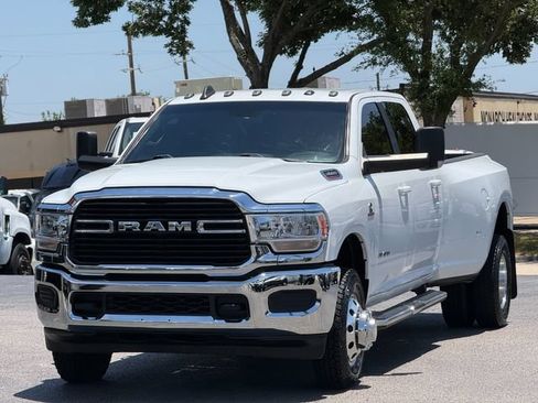 Used 2021 RAM 3500 Big Horn AWD/4WD image 3