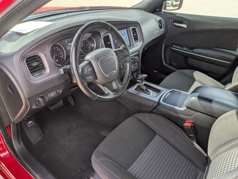 Used 2023 Dodge Charger SXT image 10
