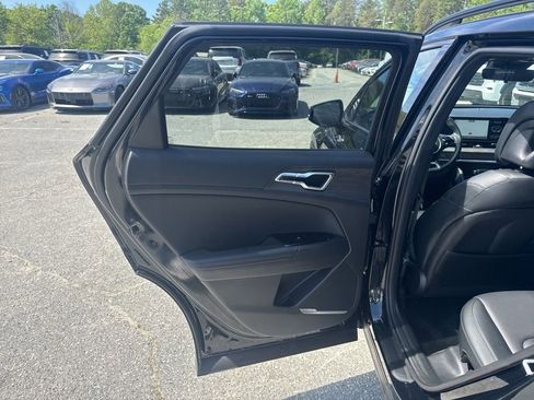 Used 2023 Kia Sportage X-Line w/ X-Line Premium Package image 28