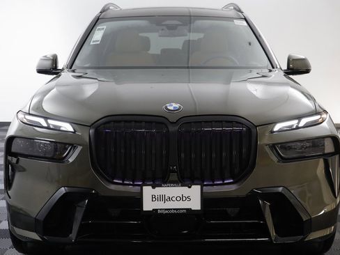 Used 2025 BMW X7 xDrive40i w/ M Sport Package image 23