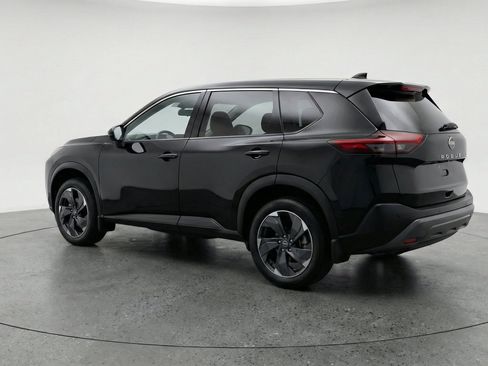 Used 2025 Nissan Rogue SV AWD/4WD image 6