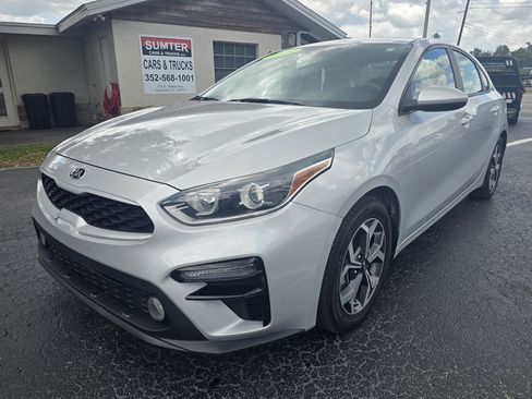Used 2020 Kia Forte LXS FWD image 2