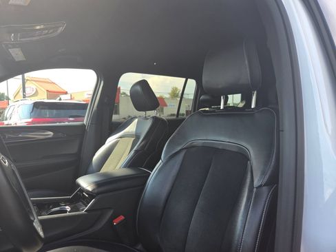 Used 2021 Jeep Grand Cherokee L Laredo AWD/4WD image 18