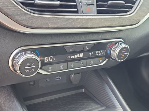 New 2026 Nissan Altima 2.5 SV w/ SV Premium Package image 25