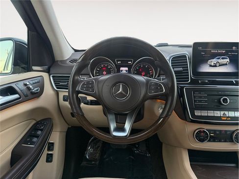 Used 2019 Mercedes-Benz GLS 550 4MATIC image 12