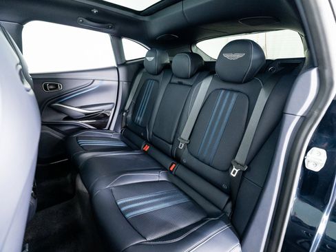 Used 2025 Aston Martin DBX 707 image 24