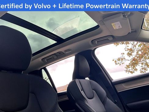 Certified 2025 Volvo XC90 B5 Plus image 22