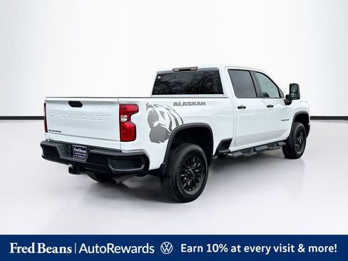 Used 2024 Chevrolet Silverado 3500 W/T AWD/4WD image 9