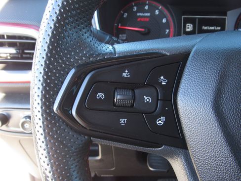 Used 2023 Chevrolet TrailBlazer RS w/ Sun and Liftgate Package image 25