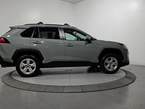 Used 2021 Toyota RAV4 XLE w/ Convenience Package AWD/4WD image 7