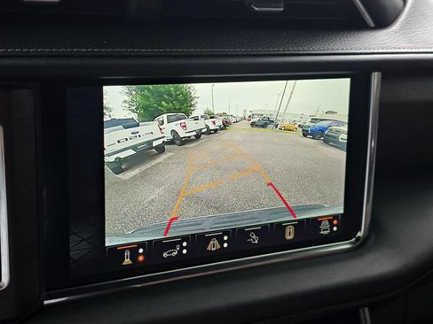 Used 2023 GMC Yukon Denali Ultimate AWD/4WD image 30