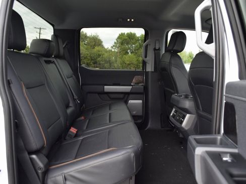 New 2026 Ford F250 Lariat w/ FX4 Off-Road Package image 22