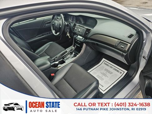 Used 2017 Honda Accord Sport image 12