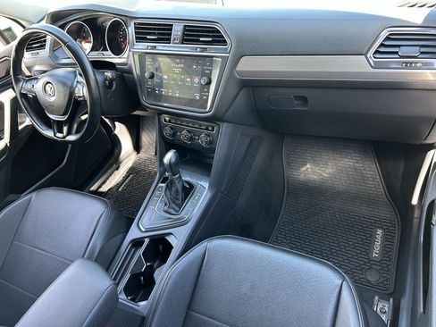 Used 2019 Volkswagen Tiguan SE FWD image 10